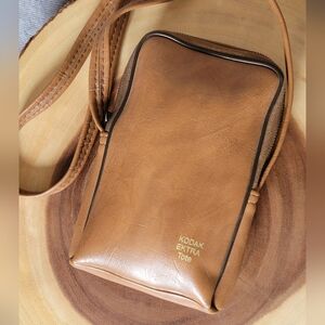 1970's Kodak Ektra Tote Tan Camera Bag Faux Leather LIKE NEW Scovill Pull